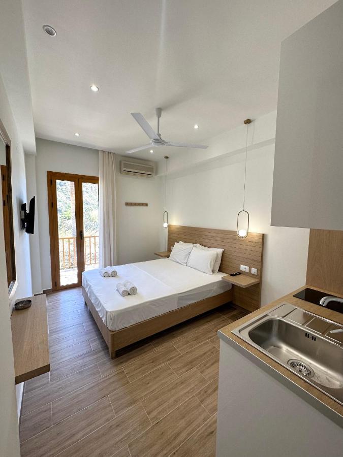 Lissos Rooms Soúgia Ngoại thất bức ảnh